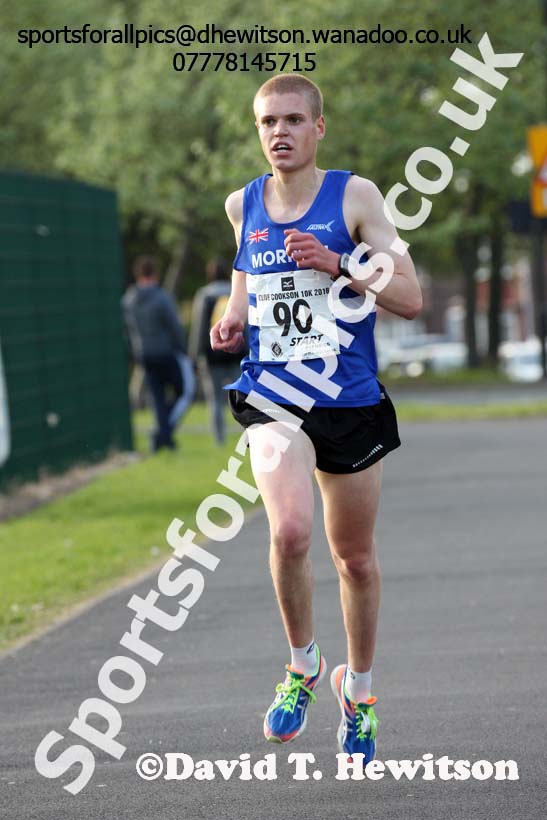 Clive Cookson 10k Road Race, Whitley Bay. Photo: David T. Hewitson/Sports for All Pics